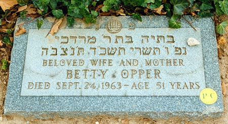 Betty Meyers Opper's footstone