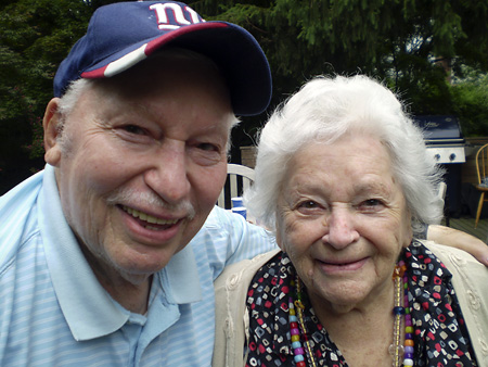 Larry Perlman with sister Bea Morden (2007)