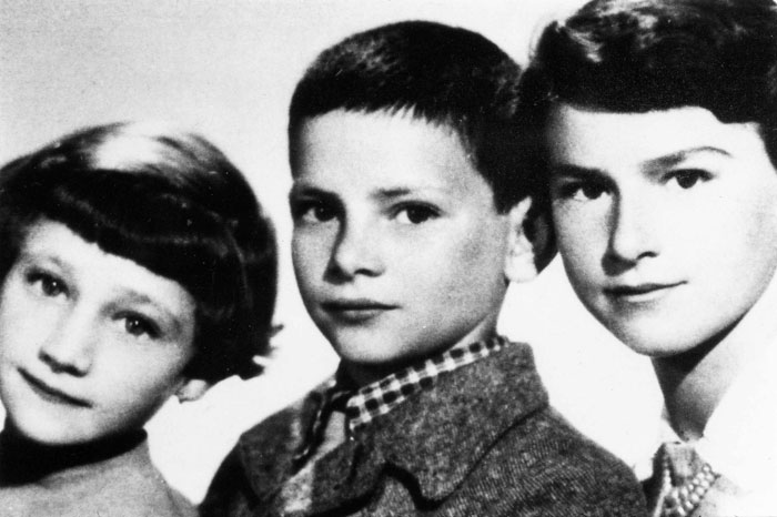 Agi, Peter, and Aniko Katz (abt 1953)