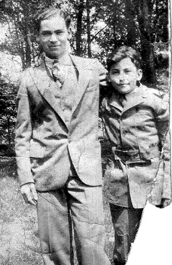 Joe and Irwin (Sy) Seibel (1928)