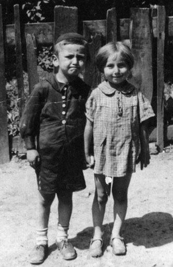Josepha Przybylski and cousin (Moszek's son)