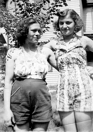 Mollie and Gittel Ness