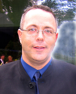 Oded Hiram (2006)