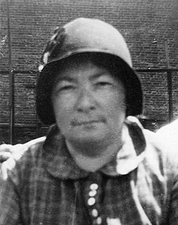 Rebecca Kloss Seibel (abt 1930)
