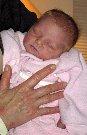 Yehudis Slatus (newborn)